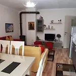 Apartament Roza *